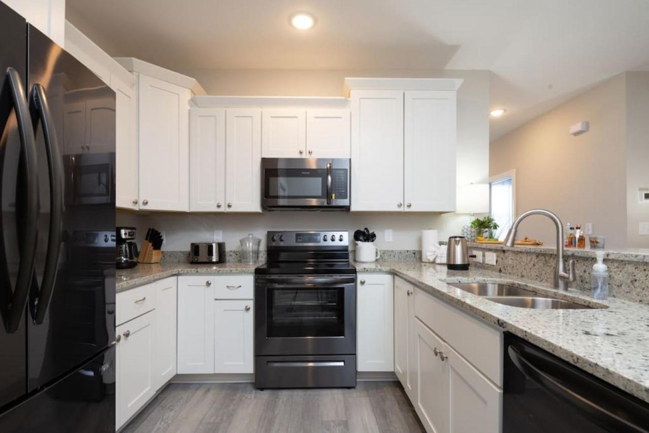 4Br King Beds Steps To Beach And 2Nd Pier Apartment A Myrtle Beach Bagian luar foto